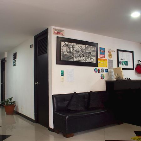 Hotel Laureles De Aburra Medellín Eksteriør bilde