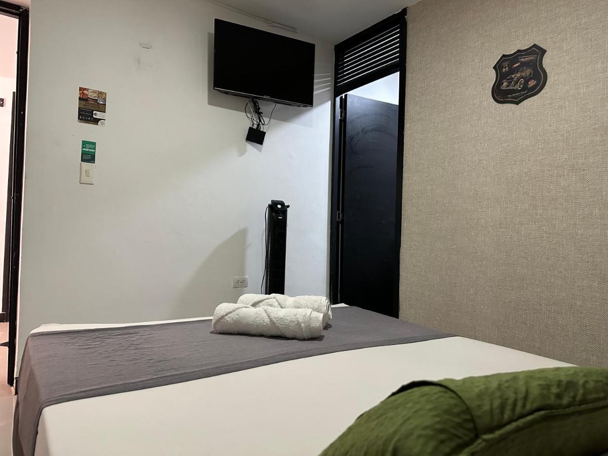 Hotel Laureles De Aburra Medellín Eksteriør bilde